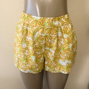 Zara Linen High Waisted Daisy Floral Shorts XS